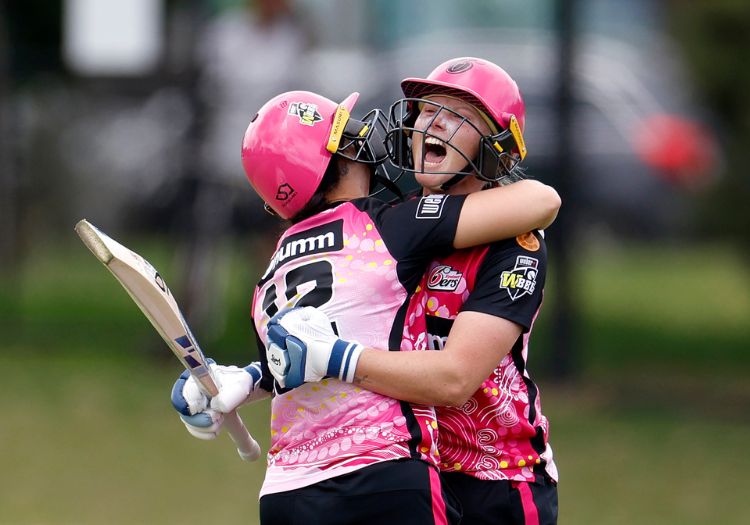 WBBL08 Match Preview Sydney Sixers V Brisbane Heat The Cricketer