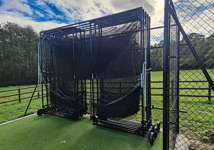 12m_concertina_tennis_court_newbury