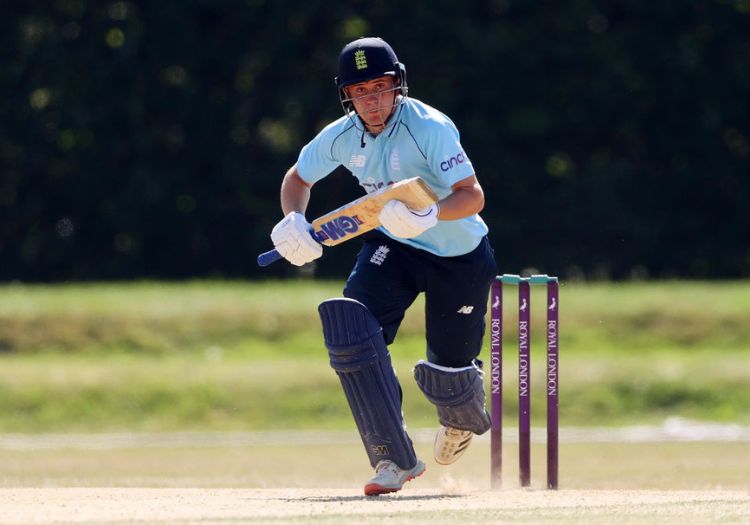 George Bell signs rookie contract with Lancashire