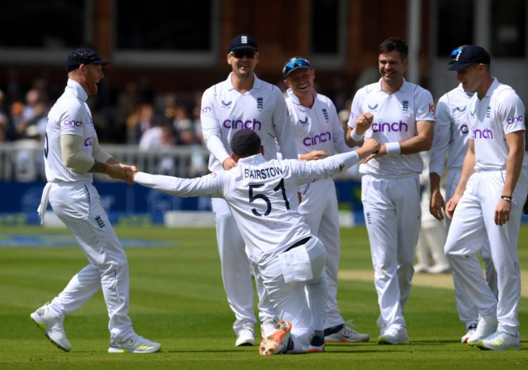 bairstow02062201