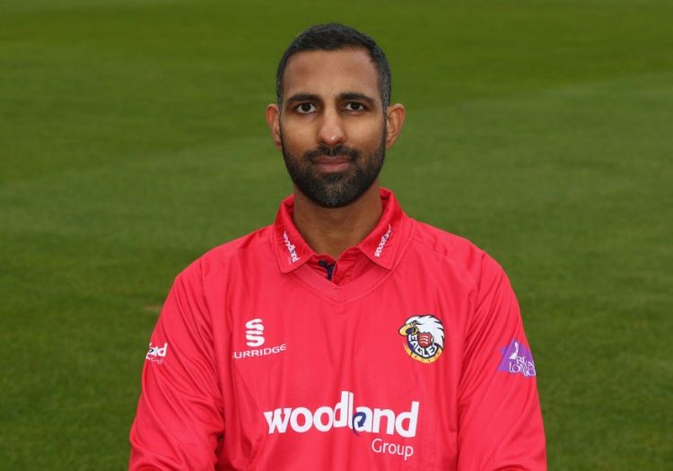 Sussex sign Varun Chopra on three-match loan deal