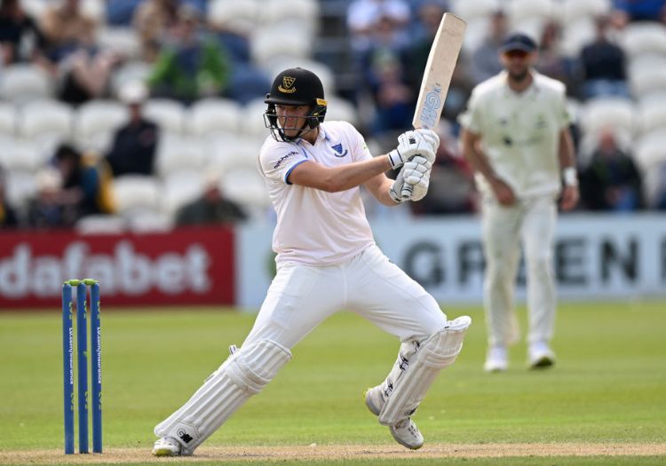 Sussex v Glamorgan, Steve Smith outclassed by James Coles