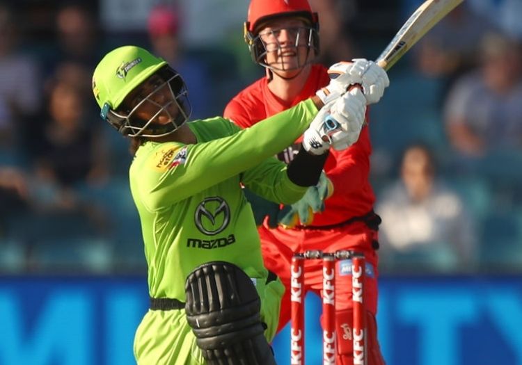 Big Bash 202122 Sydney Thunder sign up Ollie Davies on threeyear