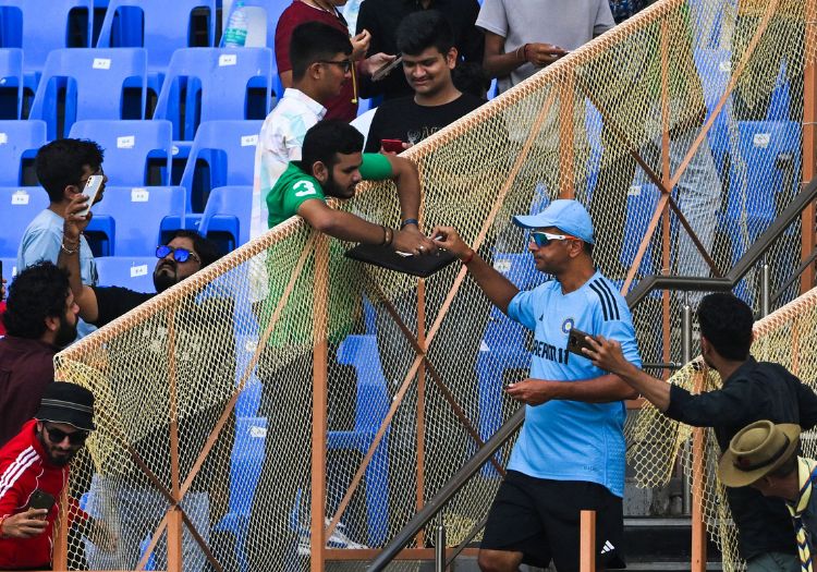 dravid301101