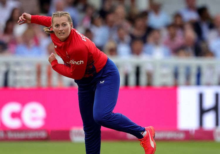 ecclestones051201-min