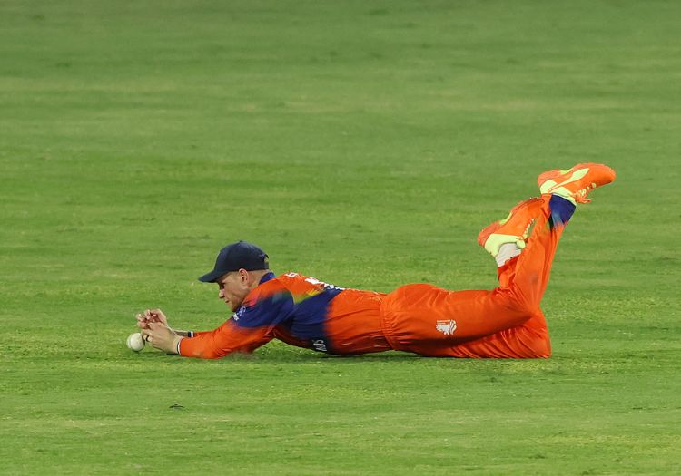 engelbrecht1s706-min