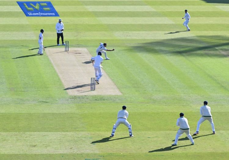 englandireland010601-min