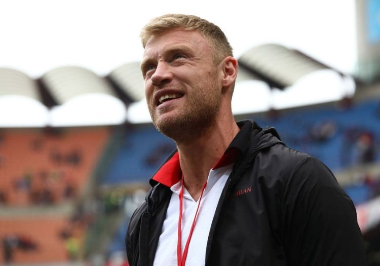 flintoff060901-min