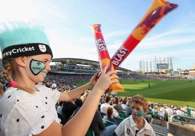 girlscricket081001-min