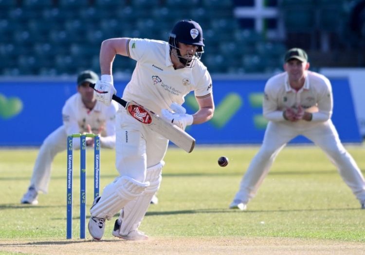 Billy Godleman: Derbyshire red-ball captain signs one-year contract ...