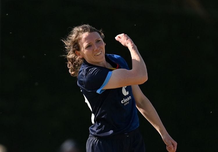 Rachael Heyhoe Flint Trophy roundup: Beth Langston stars in low-scoring ...