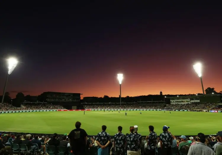 manukaoval290701