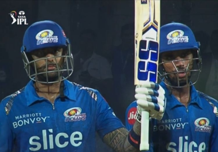 mumbaiindians30042201