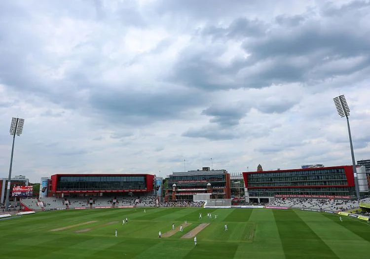 oldtrafford080501