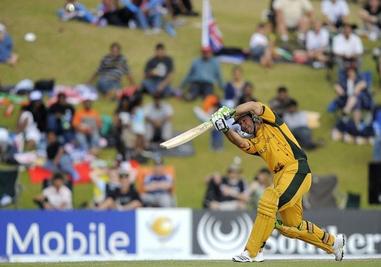 ponting020801-min