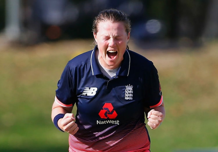 shrubsole050501-min