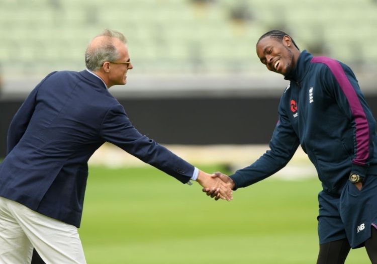 smitharcher031101-min