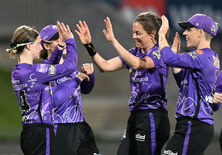 WBBL: Hurricane turns renegade against former side