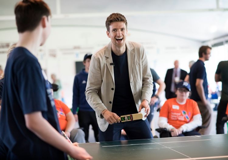 tavstablecricket120601-min