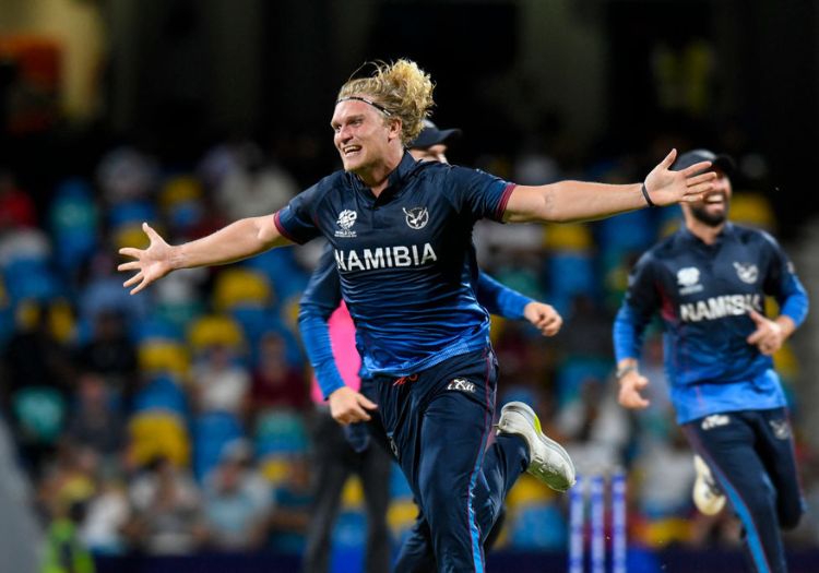 trumpelmannr030604-min