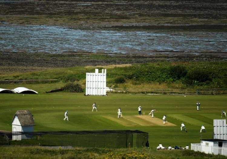 villagecricket051002-min