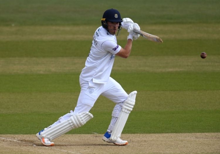 weatherleyj040501-min