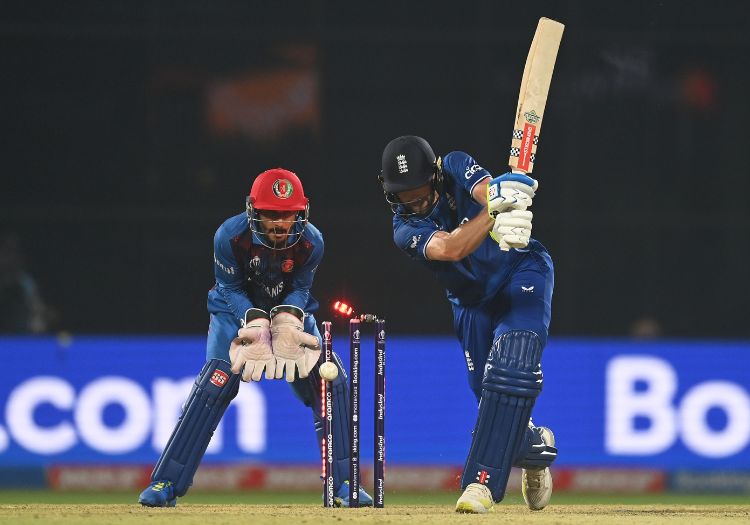 woakes040201