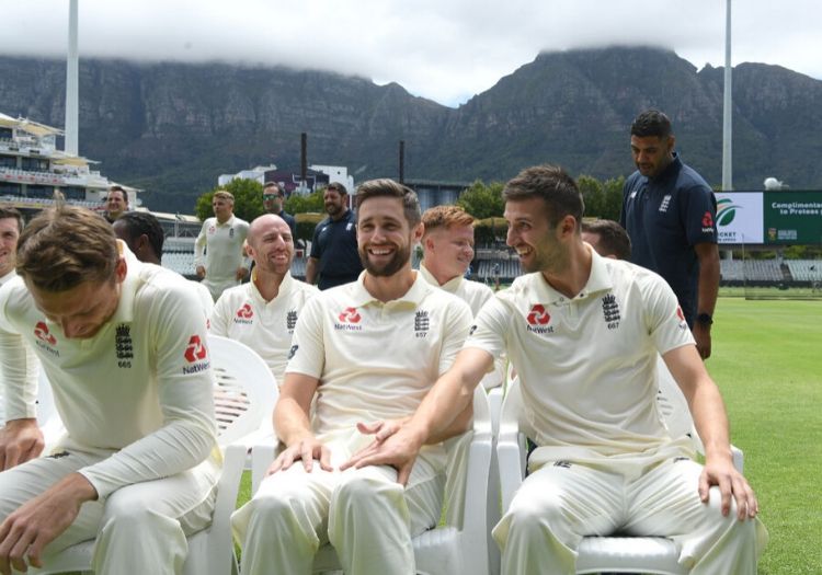 woodwoakes090101-min
