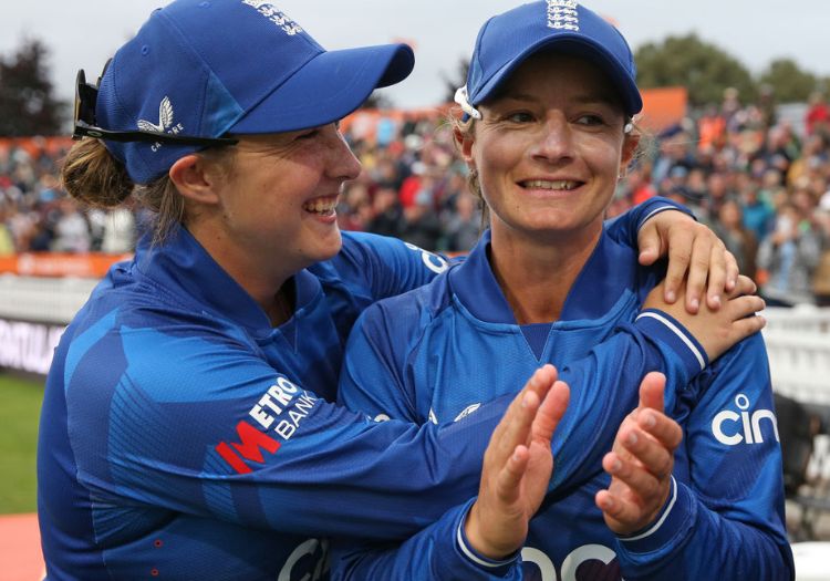 wyattengland270902-min